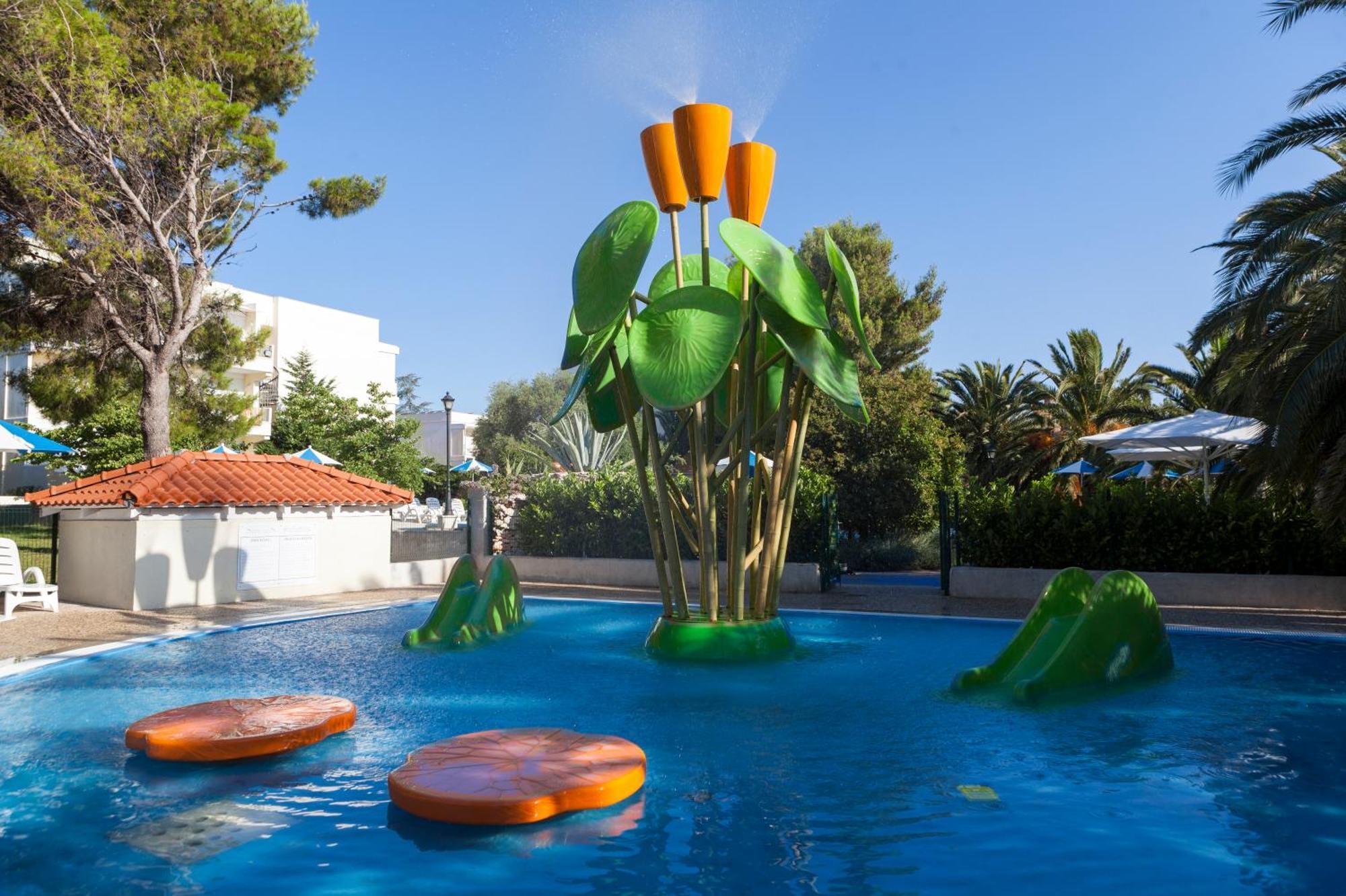 Hotel Waterman Kaktus Supetar Exterior foto