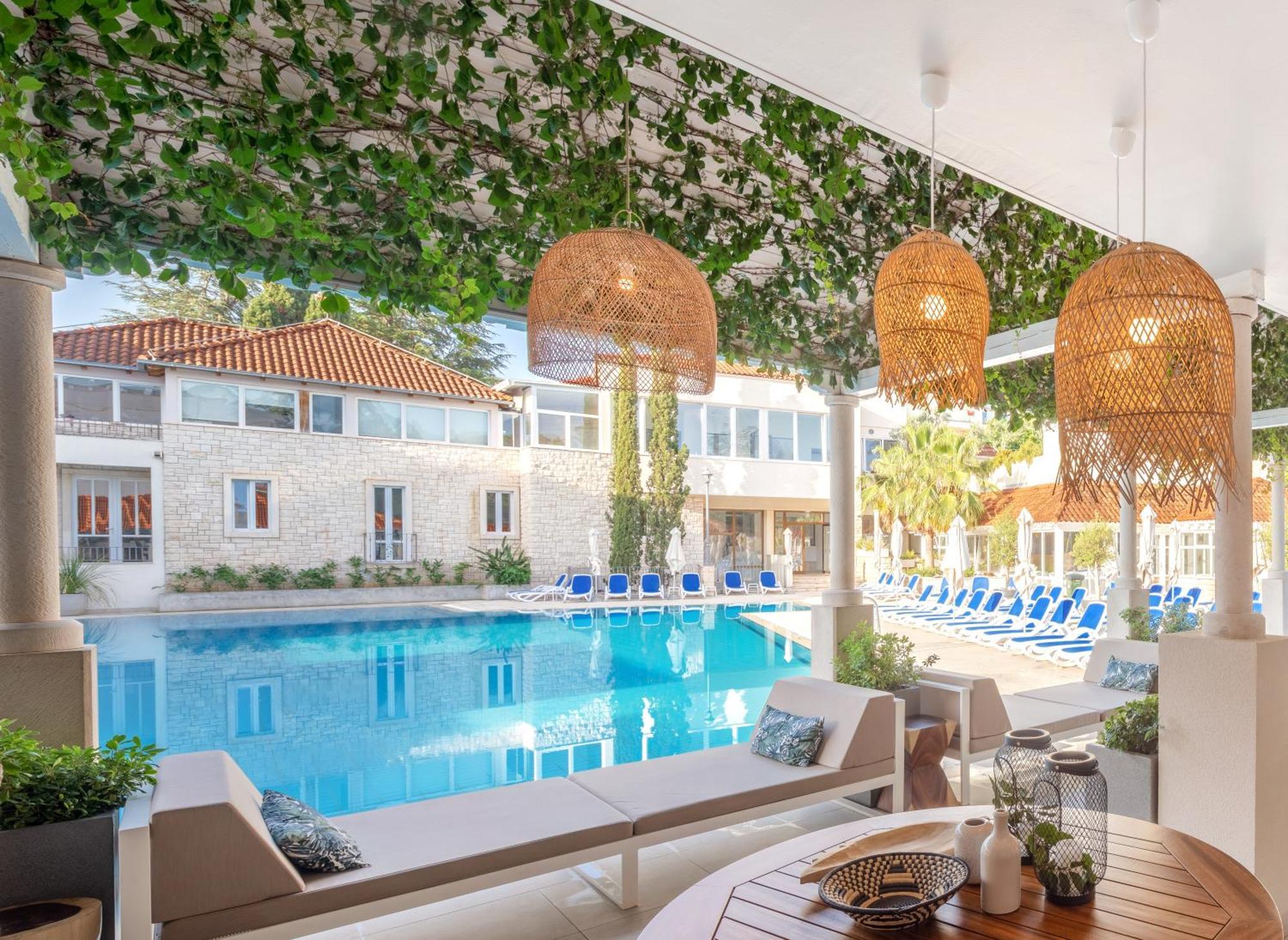 Hotel Waterman Kaktus Supetar Exterior foto
